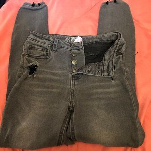 no boundaries size 3 ripped faded black jeans